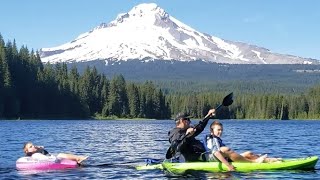 Kayaking at Trillium Lake Mt Hood Oregon [upl. by Pulcheria]