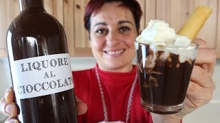 LIQUORE AL CIOCCOLATO Fatto in Casa Ricetta Facile  Homemade Chocolate Liqueur Easy recipe [upl. by Mesics]