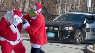 Santa And The Grinch Fight [upl. by Nirik]