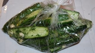 Малосольные огурцы самый быстрый рецепт Cucumber Salad Fast Recipe Малосольные огурцы в пакете [upl. by Kamin]