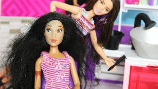 salon de coiffure barbie coupe relooking pocahontas disney princess restyle hair doll [upl. by Shieh150]