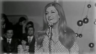 Dalida Chanter les voix 1971  Dalida Officiel [upl. by Avan]