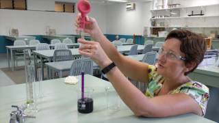 How to use a bulb pipette [upl. by Baillie]